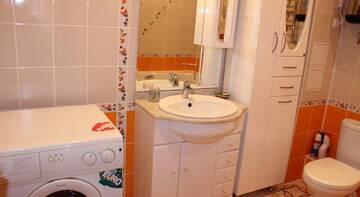Фото номера Улучшенные апартаменты Гостиница Komfort Apartments Na Svobody г. Сыктывкар 5