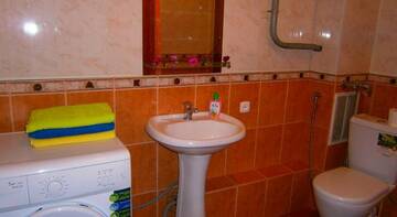 Фото номера Стандартные апартаменты Гостиница Komfort Apartments Na Svobody г. Сыктывкар 4