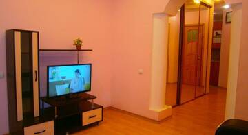 Фото номера Апартаменты с 3 спальнями Гостиница on Karla Marksa 191 г. Сыктывкар 11