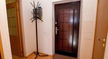 Фото номера Стандартные апартаменты Гостиница Kosmos Apartments na Sovetskoy г. Сыктывкар 6