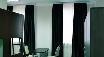 Фото номера Кровать в общем 6-местном номере Гостиница Pullman Hostel г. Сыктывкар 4